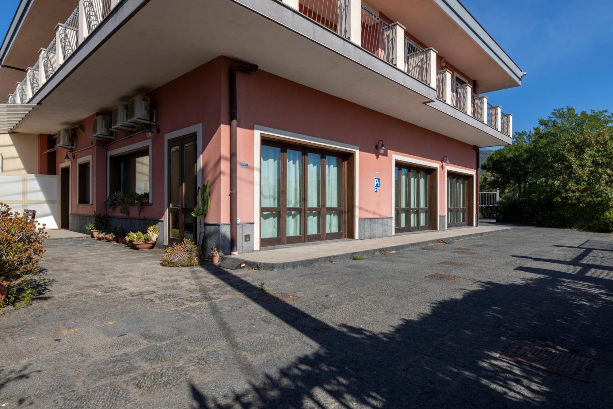 Villa Vulcano, Tra L'Etna E Il Mare Zafferana Etnea Eksteriør billede